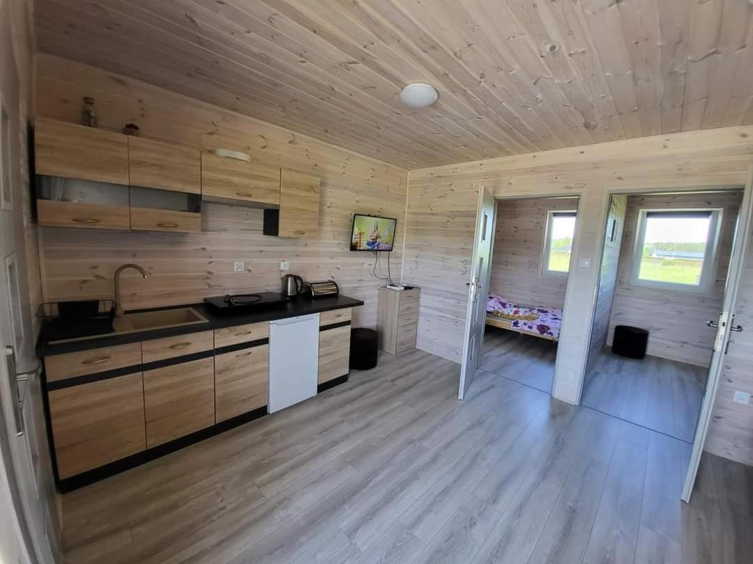Bajkowe Chatki Rusinowo  Extérieur photo